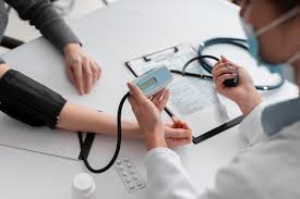 Waktu yang Tepat Cek Kesehatan: Jangan Nunggu Sakit Baru ke Dokter!
